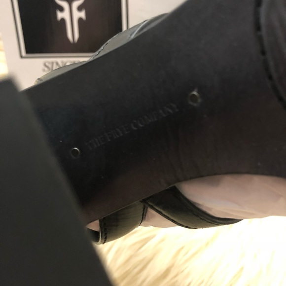 {SUZIE} FRYE boho leather strappy Gladiator Sandal - Picture 5 of 8